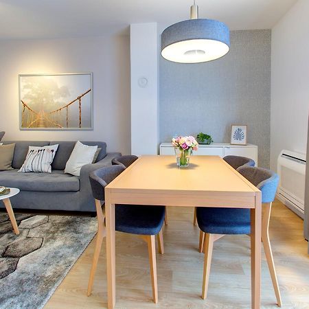 מוסטר Brand New Apartment Selma מראה חיצוני תמונה