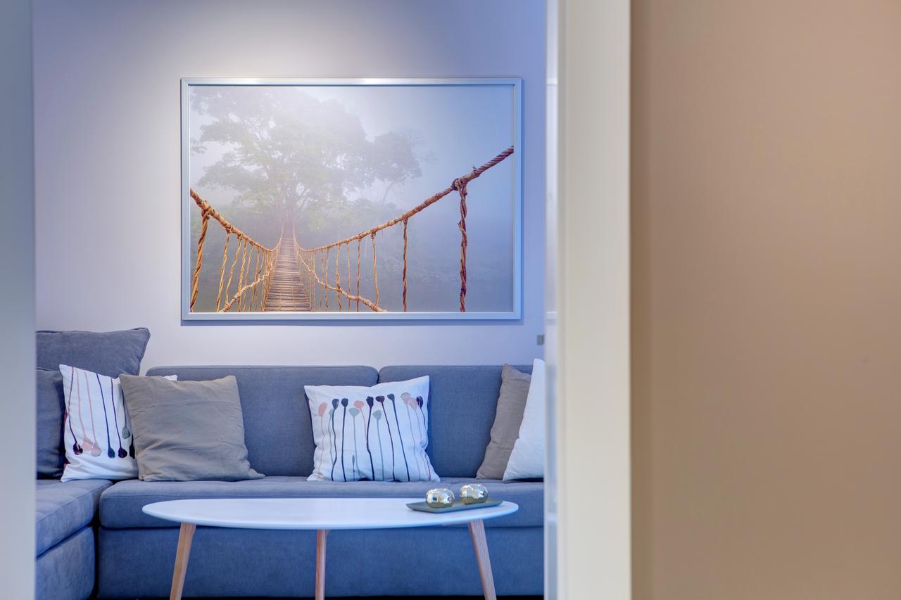 מוסטר Brand New Apartment Selma מראה חיצוני תמונה