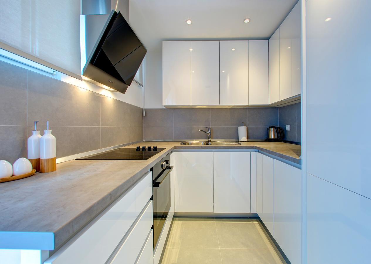 מוסטר Brand New Apartment Selma מראה חיצוני תמונה