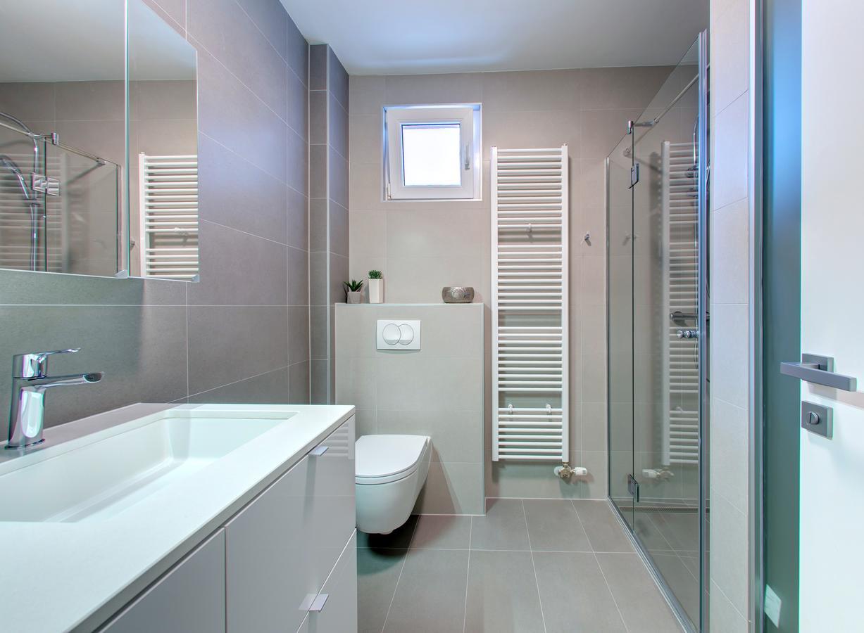 מוסטר Brand New Apartment Selma מראה חיצוני תמונה