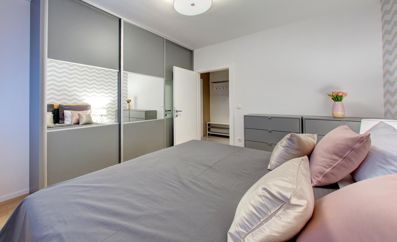 מוסטר Brand New Apartment Selma מראה חיצוני תמונה