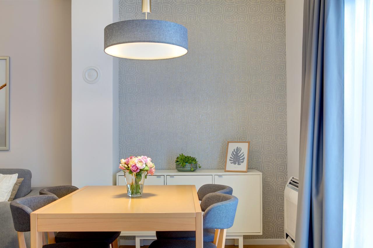 מוסטר Brand New Apartment Selma מראה חיצוני תמונה